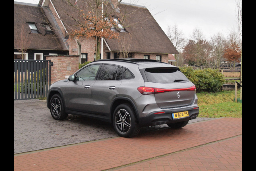 Mercedes-Benz EQA 250 Business Solution AMG 67 kWh | SOH 97% | Panoramadak | Head-Up Display | 360 Camera | Sfeerverlichting | NL-Auto |