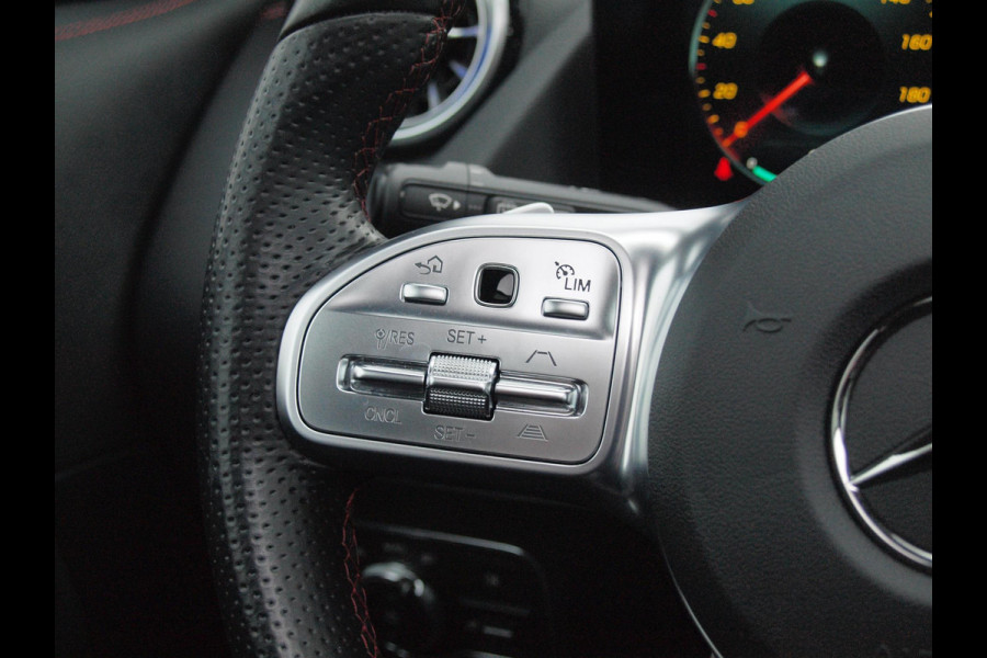 Mercedes-Benz EQA 250 Business Solution AMG 67 kWh | SOH 97% | Panoramadak | Head-Up Display | 360 Camera | Sfeerverlichting | NL-Auto |