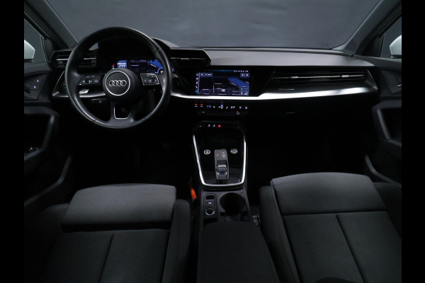 Audi A3 Sportback 35 TFSI Sport [VIRTUAL COCKPIT, SPORTSTOELEN, CRUISE CONTROL, APPLE CARPLAY, ANDROID AUTO, CLIMATE CONTROL, FLIPPERS, NAVIGATIE, NIEUWSTAAT]