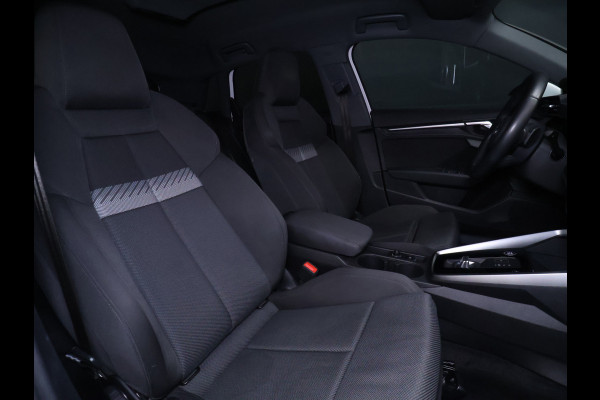 Audi A3 Sportback 35 TFSI Sport [VIRTUAL COCKPIT, SPORTSTOELEN, CRUISE CONTROL, APPLE CARPLAY, ANDROID AUTO, CLIMATE CONTROL, FLIPPERS, NAVIGATIE, NIEUWSTAAT]