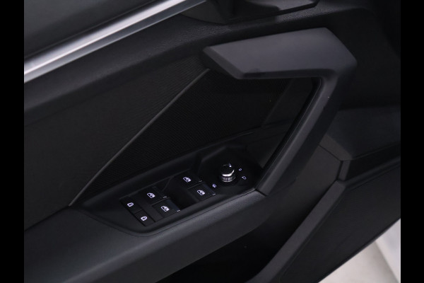 Audi A3 Sportback 35 TFSI Sport [VIRTUAL COCKPIT, SPORTSTOELEN, CRUISE CONTROL, APPLE CARPLAY, ANDROID AUTO, CLIMATE CONTROL, FLIPPERS, NAVIGATIE, NIEUWSTAAT]