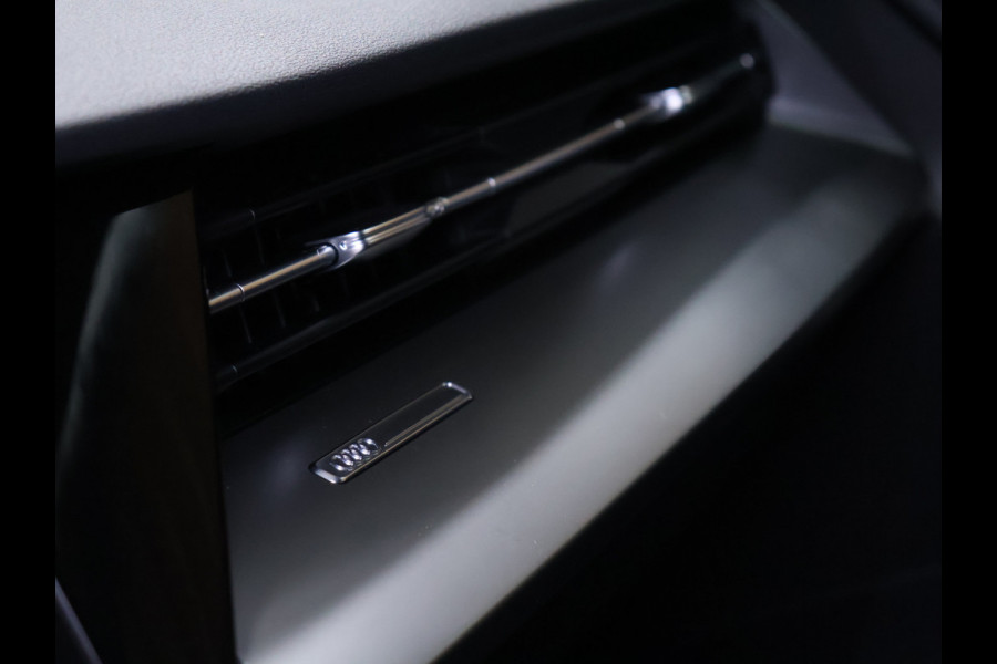 Audi A3 Sportback 35 TFSI Sport [VIRTUAL COCKPIT, SPORTSTOELEN, CRUISE CONTROL, APPLE CARPLAY, ANDROID AUTO, CLIMATE CONTROL, FLIPPERS, NAVIGATIE, NIEUWSTAAT]