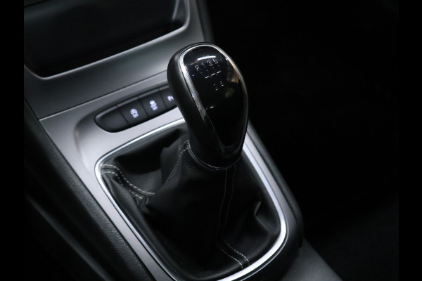 Opel Astra 1.0 Online Edition [CRUISE CONTROL, BLUETOOTH TELEFOON, PDC V+A, AUTOMATISCHE AIRCO, ELEKTRISCHE RAMEN, NIEUWSTAAT]