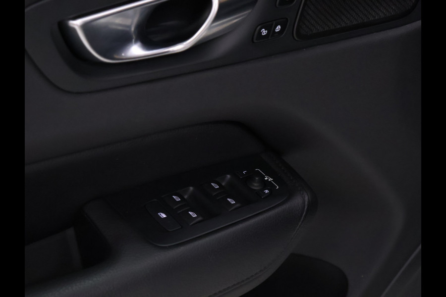 Volvo XC60 2.0 B5 Momentum Exclusive [TREKHAAK, SCHUIFKANTELDAK, MEMORY SEATS, ADAPTIVE CRUISE CONTROL, APPLE CARPLAY, ANDROID AUTO, HARMAN/KARDON, HUD, 360 CAMERA, NIEUWSTAAT]