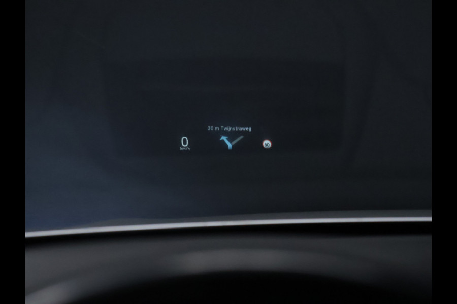 Volvo XC60 2.0 B5 Momentum Exclusive [TREKHAAK, SCHUIFKANTELDAK, MEMORY SEATS, ADAPTIVE CRUISE CONTROL, APPLE CARPLAY, ANDROID AUTO, HARMAN/KARDON, HUD, 360 CAMERA, NIEUWSTAAT]