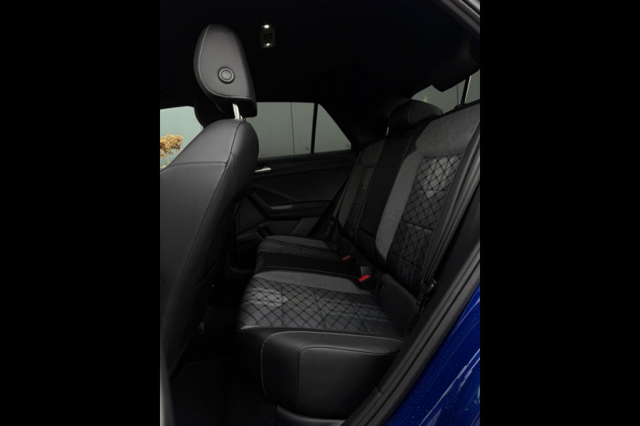 Volkswagen T-Roc 1.5 TSI R-Line 11-2025 IQ LIGHT NAVI CAMERA CLIMATE SPORTVELGEN