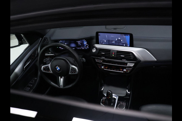 BMW X3 xDrive30e eDrive M Sport [SCHUIFKANTELDAK, ADAPTIVE CRUISE CONTROL, TREKHAAK, APPLE CARPLAY, ANDROID AUTO, HUD, 360 CAMERA, PDC V+A, CLIIMATE CONTROL, NIEUWSTAAT]