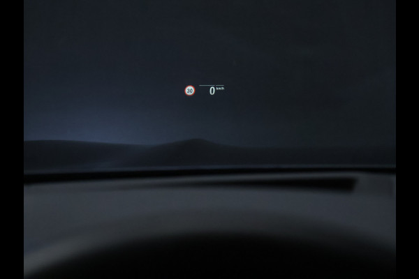 BMW X3 xDrive30e eDrive M Sport [SCHUIFKANTELDAK, ADAPTIVE CRUISE CONTROL, TREKHAAK, APPLE CARPLAY, ANDROID AUTO, HUD, 360 CAMERA, PDC V+A, CLIIMATE CONTROL, NIEUWSTAAT]