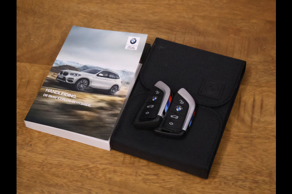BMW X3 xDrive30e eDrive M Sport [SCHUIFKANTELDAK, ADAPTIVE CRUISE CONTROL, TREKHAAK, APPLE CARPLAY, ANDROID AUTO, HUD, 360 CAMERA, PDC V+A, CLIIMATE CONTROL, NIEUWSTAAT]