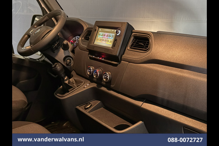 Renault Master 2.3 dCi 136pk L2H2 Euro6 Airco | Camera | Navigatie | LED | 2500kg Trekhaak | Cruisecontrol Parkeersensoren, Bijrijdersbank