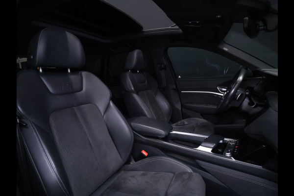 Audi e-tron e-tron 55 quattro advanced 95 kWh [TREKHAAK, SCHUIFKANTELDAK, LUCHTVERING, MEMORY SEATS, ADAPTIVE CRUISE CONTROL, APPLE CARPLAY, ANDROID AUTO, PDC V+A, STOELVERWARMING, NIEUWSTAAT]