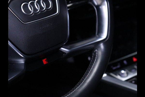 Audi e-tron e-tron 55 quattro advanced 95 kWh [TREKHAAK, SCHUIFKANTELDAK, LUCHTVERING, MEMORY SEATS, ADAPTIVE CRUISE CONTROL, APPLE CARPLAY, ANDROID AUTO, PDC V+A, STOELVERWARMING, NIEUWSTAAT]