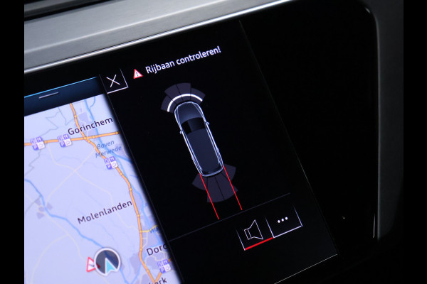 Audi e-tron e-tron 55 quattro advanced 95 kWh [TREKHAAK, SCHUIFKANTELDAK, LUCHTVERING, MEMORY SEATS, ADAPTIVE CRUISE CONTROL, APPLE CARPLAY, ANDROID AUTO, PDC V+A, STOELVERWARMING, NIEUWSTAAT]