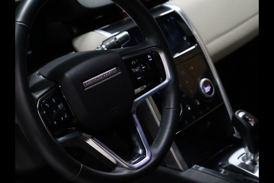 Land Rover Discovery Sport P300e 1.5 R-Dynamic SE [TREKHAAK AFNEEMBAAR, MEMORY SEATS, APPLE CARPLAY, ANDROID AUTO, CRUISE CONTROL, HUD, 360 CAMERA, PDC V+A, ELEKTRISCHE ACHTERKLEP, NIEUWSTAAT]