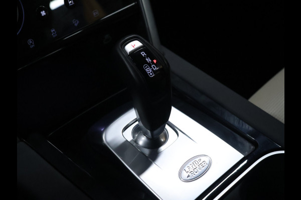 Land Rover Discovery Sport P300e 1.5 R-Dynamic SE [TREKHAAK AFNEEMBAAR, MEMORY SEATS, APPLE CARPLAY, ANDROID AUTO, CRUISE CONTROL, HUD, 360 CAMERA, PDC V+A, ELEKTRISCHE ACHTERKLEP, NIEUWSTAAT]