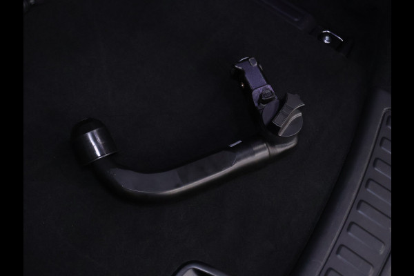 Land Rover Discovery Sport P300e 1.5 R-Dynamic SE [TREKHAAK AFNEEMBAAR, MEMORY SEATS, APPLE CARPLAY, ANDROID AUTO, CRUISE CONTROL, HUD, 360 CAMERA, PDC V+A, ELEKTRISCHE ACHTERKLEP, NIEUWSTAAT]