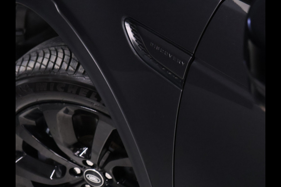 Land Rover Discovery Sport P300e 1.5 R-Dynamic SE [TREKHAAK AFNEEMBAAR, MEMORY SEATS, APPLE CARPLAY, ANDROID AUTO, CRUISE CONTROL, HUD, 360 CAMERA, PDC V+A, ELEKTRISCHE ACHTERKLEP, NIEUWSTAAT]