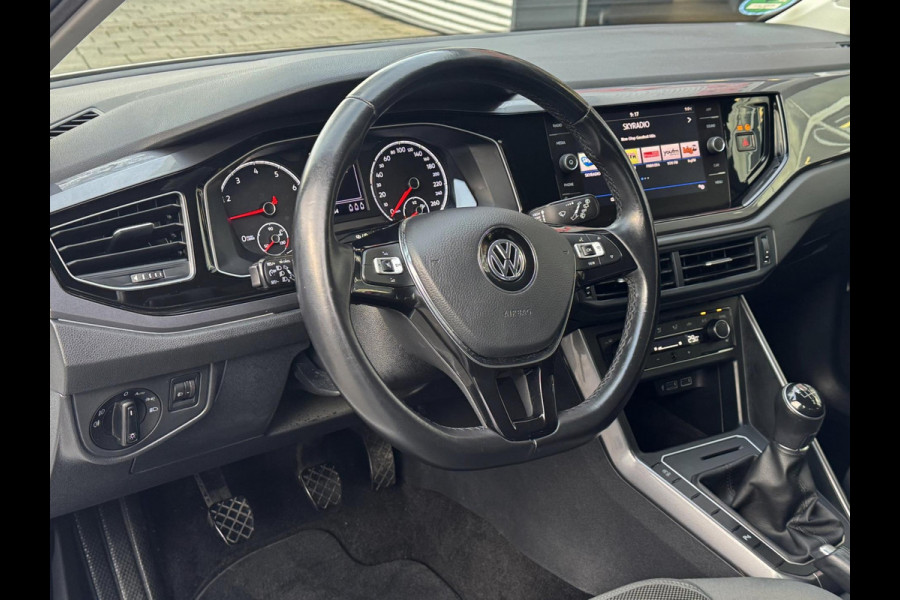Volkswagen Polo 1.0 TSI Highline - Apple CarPlay / Navigatie Airco I LED I PDC I Sport velgen & interieur I Dealer onderhouden
