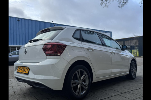 Volkswagen Polo 1.0 TSI Highline - Apple CarPlay / Navigatie Airco I LED I PDC I Sport velgen & interieur I Dealer onderhouden