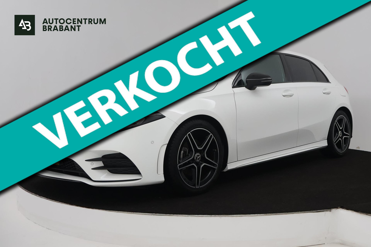 Mercedes-Benz A-Klasse 180 Business Solution AMG (SFEERVERLICHTING, ACHTERUITRIJCAMERA, STOELVERWARMING, NAVIGATIE, SENSOREN)