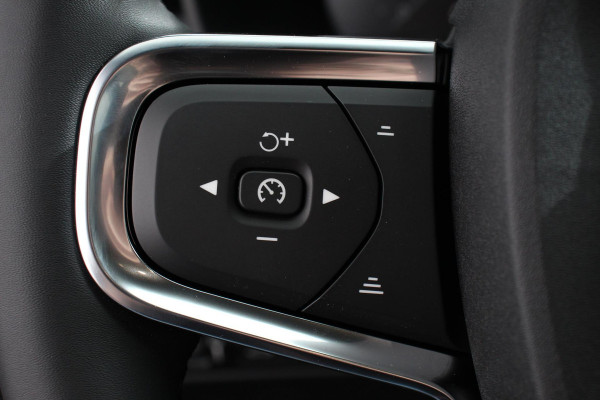 Volvo XC40 1.5 T5 Plug-in hybrid Plus Dark Volvo XC40 1.5 T5 Recharge Plus Dark | Navigatie | Climate Control | Adaptive Cruise Control  | 18"LMV | Parkeer sensoren | Dab | Led
