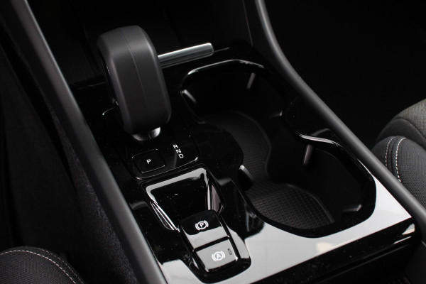 Volvo XC40 1.5 T5 Plug-in hybrid Plus Dark Volvo XC40 1.5 T5 Recharge Plus Dark | Navigatie | Climate Control | Adaptive Cruise Control  | 18"LMV | Parkeer sensoren | Dab | Led