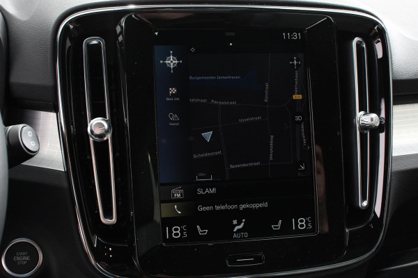Volvo XC40 1.5 T5 Plug-in hybrid Plus Dark Volvo XC40 1.5 T5 Recharge Plus Dark | Navigatie | Climate Control | Adaptive Cruise Control  | 18"LMV | Parkeer sensoren | Dab | Led