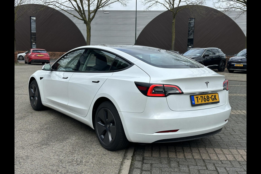Tesla Model 3 Standard RWD Plus 60 kWh | SOH 93% | VOLLEDIGE TESLA GARANTIE TOT 01-06-2027 OF 80k KM | STOEL VERWARMING VOOR/ACHTER | STUURVERWARMING | NETTE AUTO |