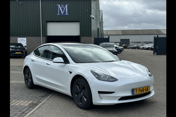 Tesla Model 3 Standard RWD Plus 60 kWh | SOH 93% | VOLLEDIGE TESLA GARANTIE TOT 01-06-2027 OF 80k KM | STOEL VERWARMING VOOR/ACHTER | STUURVERWARMING | NETTE AUTO |