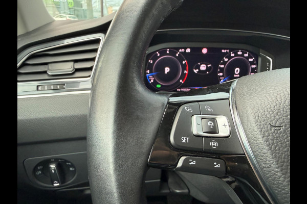 Volkswagen Tiguan Allspace 1.5 TSI Comfortline Business 7p. - Automaat - Virt.Cockpit - Navi - Trekhaak - Org.NL