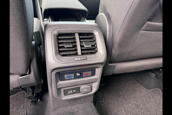Volkswagen Tiguan Allspace 1.5 TSI Comfortline Business 7p. - Automaat - Virt.Cockpit - Navi - Trekhaak - Org.NL