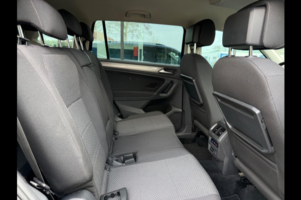 Volkswagen Tiguan Allspace 1.5 TSI Comfortline Business 7p. - Automaat - Virt.Cockpit - Navi - Trekhaak - Org.NL
