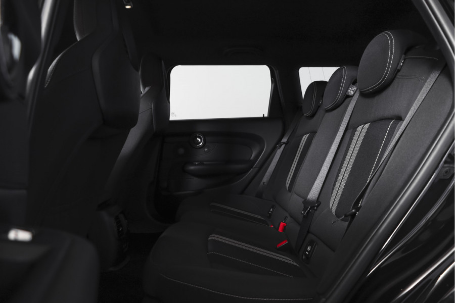 MINI Clubman 1.5 One Chili 100 PK | Cruise | Stoelverw. | Harman/Kardon | PDC | Camera | NAV + App. Connect | ECC | LM 18" |