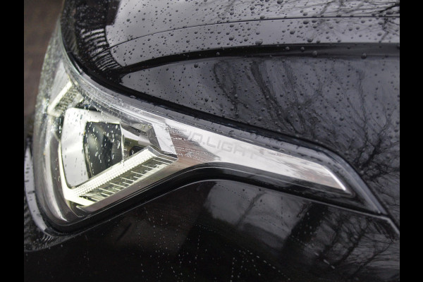 Volkswagen Tiguan 1.5 TSI R-Line Business+ | Black Style | Sfeerverlichting | Leer | Virtual Cockpit | Apple Carplay | NL-Auto |