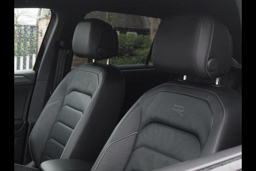 Volkswagen Tiguan 1.5 TSI R-Line Business+ | Black Style | Sfeerverlichting | Leer | Virtual Cockpit | Apple Carplay | NL-Auto |