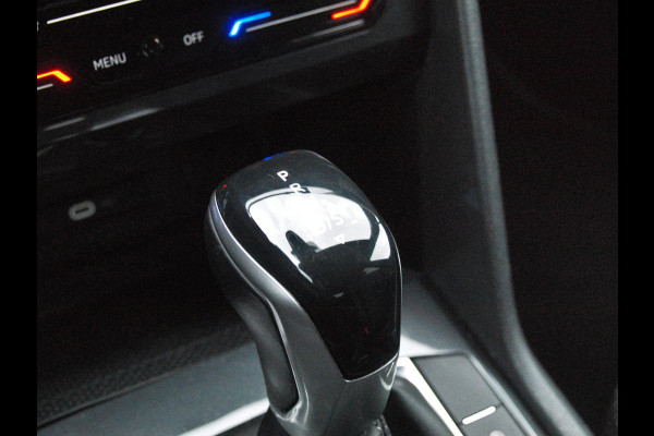 Volkswagen Tiguan 1.5 TSI R-Line Business+ | Black Style | Sfeerverlichting | Leer | Virtual Cockpit | Apple Carplay | NL-Auto |