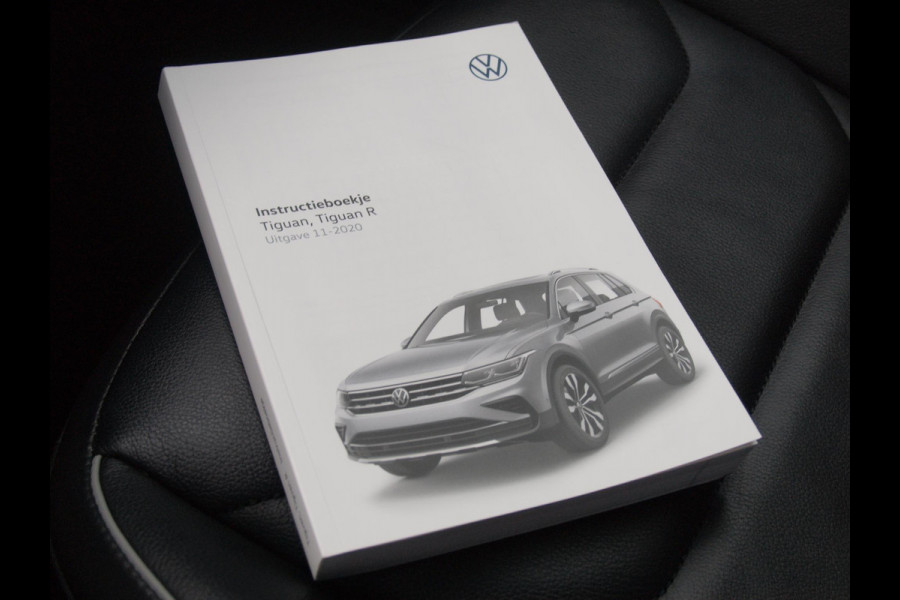 Volkswagen Tiguan 1.5 TSI R-Line Business+ | Black Style | Sfeerverlichting | Leer | Virtual Cockpit | Apple Carplay | NL-Auto |
