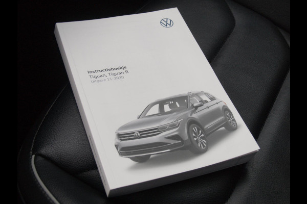 Volkswagen Tiguan 1.5 TSI R-Line Business+ | Black Style | Sfeerverlichting | Leer | Virtual Cockpit | Apple Carplay | NL-Auto |