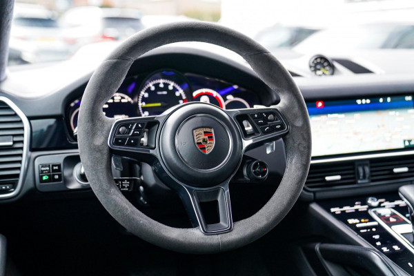 Porsche Cayenne Coupé 3.0 E-Hybrid | Alcantara | Bose | Carbon | HuD | 360 Camera
