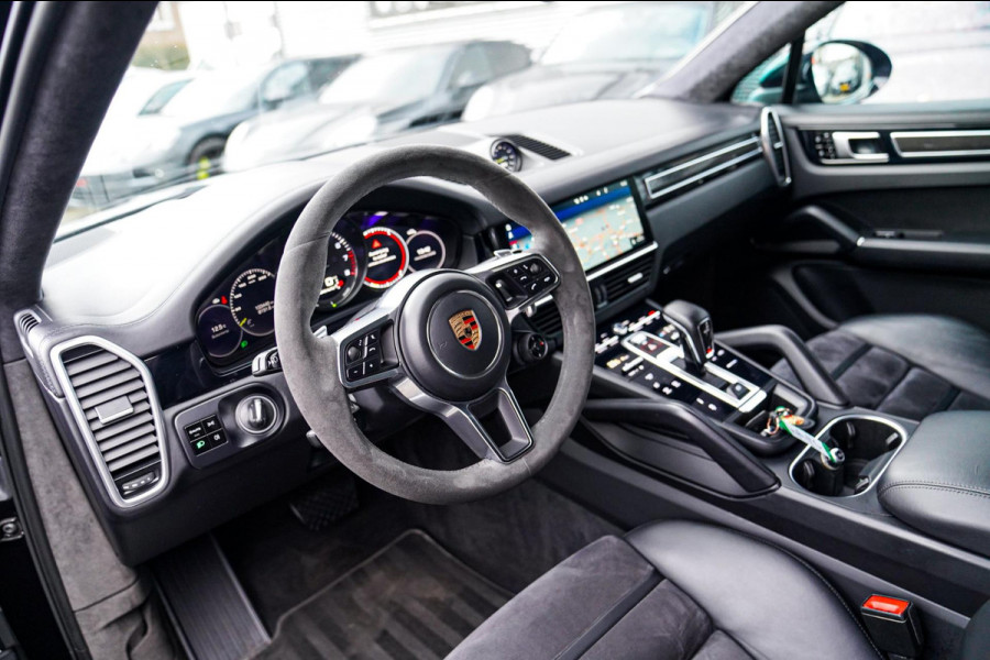 Porsche Cayenne Coupé 3.0 E-Hybrid | Alcantara | Bose | Carbon | HuD | 360 Camera