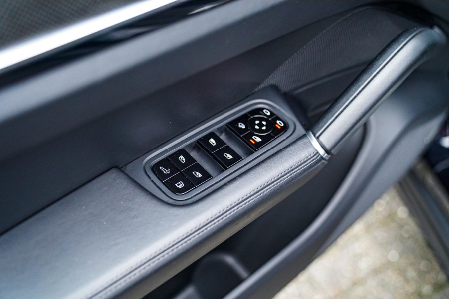 Porsche Cayenne Coupé 3.0 E-Hybrid | Alcantara | Bose | Carbon | HuD | 360 Camera