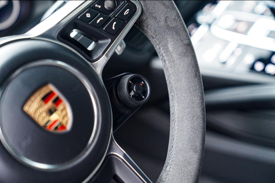 Porsche Cayenne Coupé 3.0 E-Hybrid | Alcantara | Bose | Carbon | HuD | 360 Camera