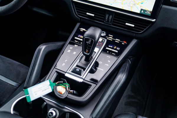 Porsche Cayenne Coupé 3.0 E-Hybrid | Alcantara | Bose | Carbon | HuD | 360 Camera