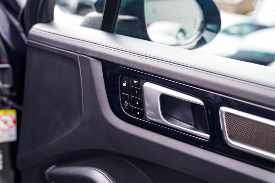 Porsche Cayenne Coupé 3.0 E-Hybrid | Alcantara | Bose | Carbon | HuD | 360 Camera