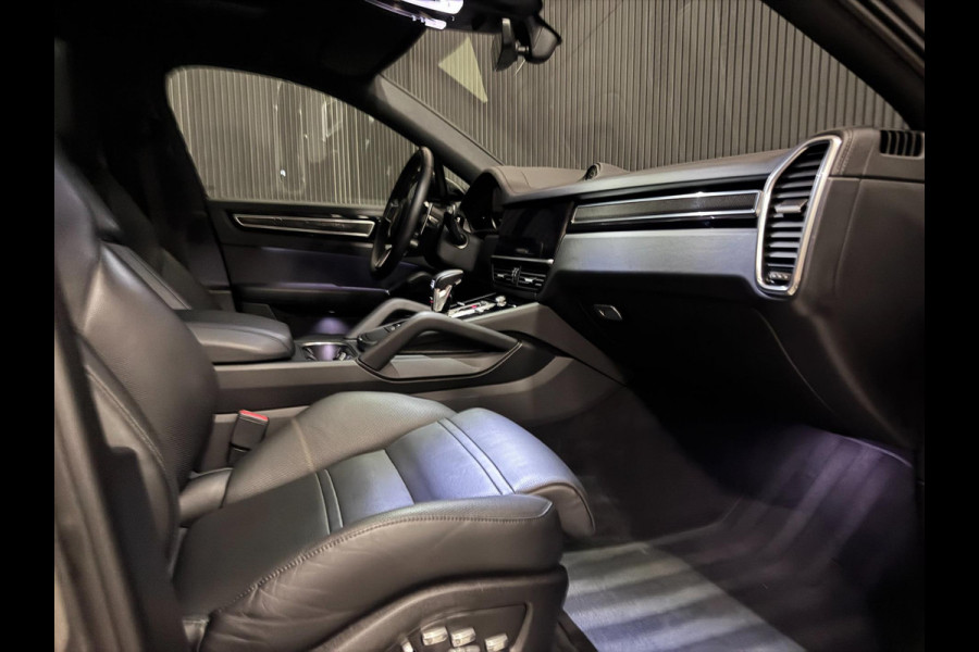 Porsche Cayenne Coupé 3.0 E-Hybrid | ORG. NL | SPORT DESIGN | PANO | TREKHAAK | HUD | SPORT CHRONO | LUCHTVERING