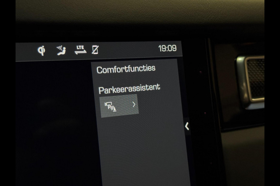 Porsche Cayenne Coupé 3.0 E-Hybrid | ORG. NL | SPORT DESIGN | PANO | TREKHAAK | HUD | SPORT CHRONO | LUCHTVERING