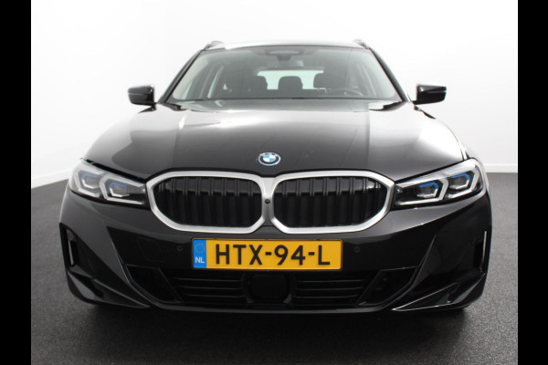 BMW 3 Serie Touring 320e Plug in Hybride | Climate control | Adaptive Cruise Control | Parkeersensoren | Navigatie | LED | Apple Carplay/ Android Auto | Camera