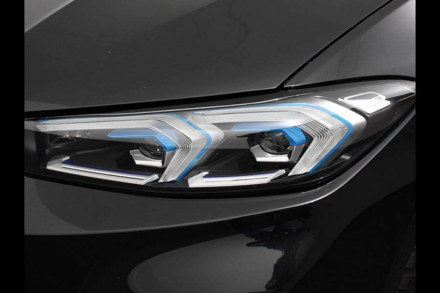 BMW 3 Serie Touring 320e Plug in Hybride | Climate control | Adaptive Cruise Control | Parkeersensoren | Navigatie | LED | Apple Carplay/ Android Auto | Camera