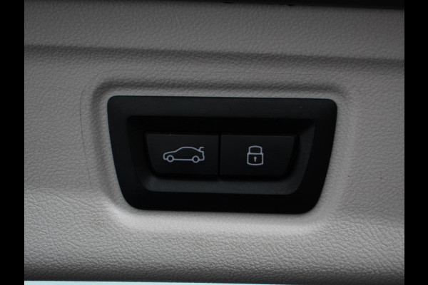 BMW 3 Serie Touring 320e Plug in Hybride | Climate control | Adaptive Cruise Control | Parkeersensoren | Navigatie | LED | Apple Carplay/ Android Auto | Camera