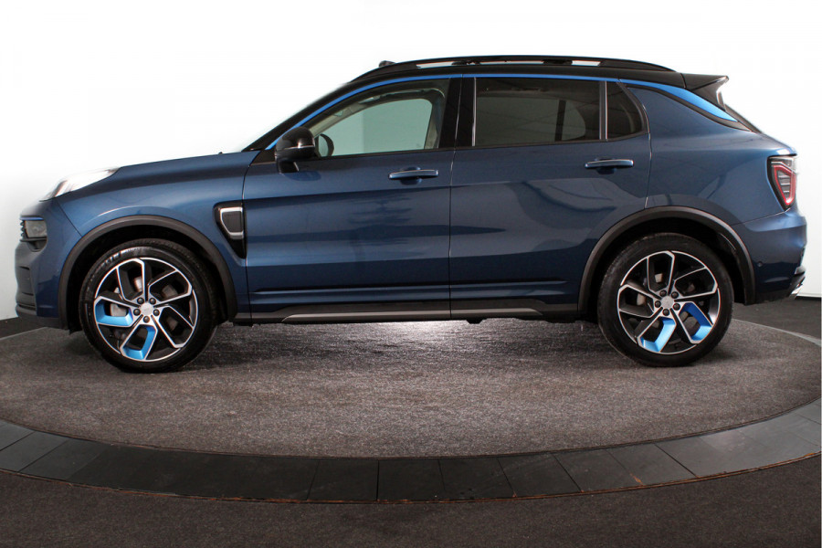 Lynk & Co 01 1.5 PHEV 261PK MY22 | Trekhaak | 360 Camera | 7.4 kWh Boordlader | S/K-panodak | Adapt. Cruise | Memory | Elek. klep | LM 20" |